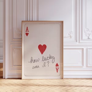 Afdrukken met geluk | Hartenaas muurkunst | Preppy speelkaartdecor | Poster met citaat van dankbaarheid | Rode digitale download