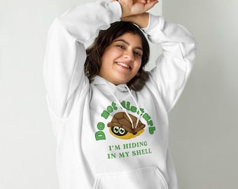 Sweat à capuche Turtle Lover pour introvertis | Imprimé unisexe sur le devant | Amoureux de l'océan confortable