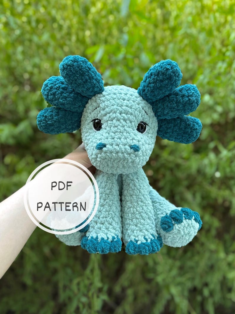 Virkad sittande Axolotl Amigurumi-mönster | Handledning för virkmönster med låg söm | Virkmönster för Axolot Plushie bild 1