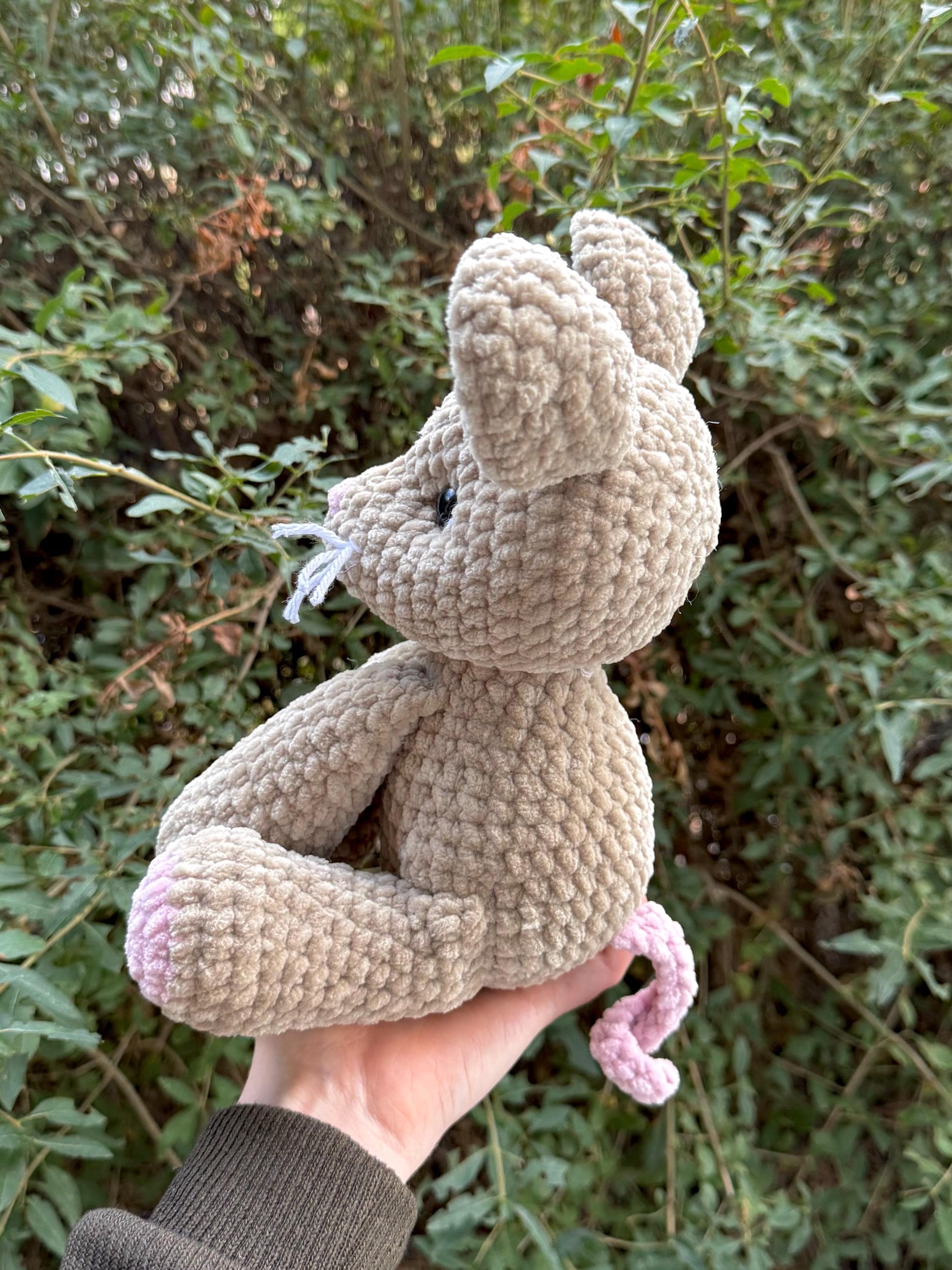 Crochet Raton Patrón de amigurumi de ratón sentado a crochet / Tutorial de patrón de ...