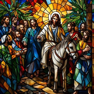 Puede incluir: Una ventana de vitrales que representa una escena de la Biblia, mostrando a Jesús montando un burro con una multitud de personas siguiéndolo. La escena se desarrolla en un contexto de palmeras y un sol amarillo brillante.