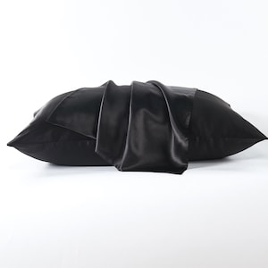 Soft Real Mulberry Silk Pillowcase for Frizzy Hair, Soft Silk bedding, Silky Pillow Covers with zipper, Gift for her, Christmas Gift