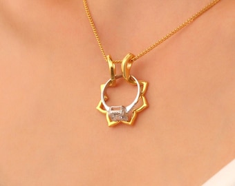 Flower Ring Holder Necklace: Nurse, Doctor, Mom Gift