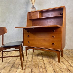 Armoire Basse Secrétaire Secretaire En Acajou De Style Anglais George Iii De Gillows