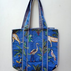 Gesteppte Baumwolle Handbedruckte große mehrfarbige Dschungel-Einkaufstasche Umweltfreundlich Nachhaltige Robuste Lebensmittelgeschäft Einkaufen Handgemachte Boho-Tasche