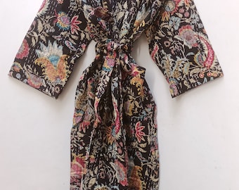 Chaqueta acolchada Kantha hecha a mano: abrigo corto bohemio con estampado floral