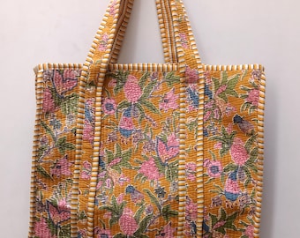 Grand sac fourre-tout à fleurs multicolore réversible en coton matelassé imprimé à la main Sac bohème fait main, respectueux de l'environnement, durable