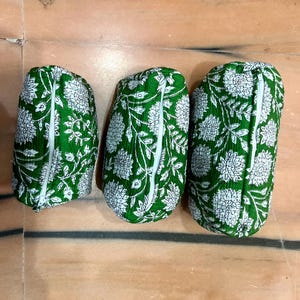 Grande borsa da toilette stampata in cotone trapuntato a blocchi / regalo ideale / fatta a mano / borsa da toilette / borsa per cosmetici stampa a blocchi accessorio da viaggio per le vacanze