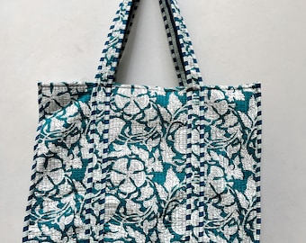 Borsa tote trapuntata fatta a mano: borsa a tracolla in cotone con stampa a blocchi indiani