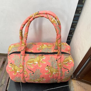 Große Baumwoll Weekender Reisetasche für Frauen Handgefertigte Gesteppte Stoff Duffle Bag Block Gedruckt Overnight Taschen Floral Hand Gepäck Tasche Zu Verkaufen
