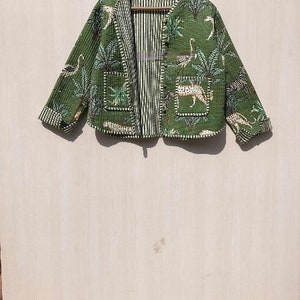 Baumwolle Damen Steppjacke bedruckt Boho Stil gesteppte handgemachte Jacken, Mantel Urlaub Geschenke Knopfverschluss Jacke für Frauen Geschenke Bild 1