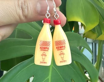 Mini Kewpie Ohrringe | Japanische Mayonaise Miniatur Ohrringe