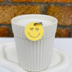 Pastel Acrylic Trolley Token Keyring: Happy Face Shopping Coin Pastel yellow