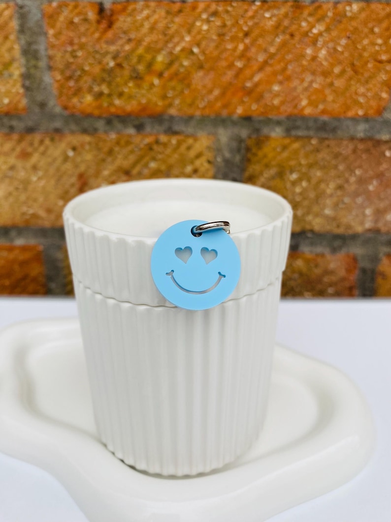 Pastel Acrylic Trolley Token Keyring: Happy Face Shopping Coin Pastel blue