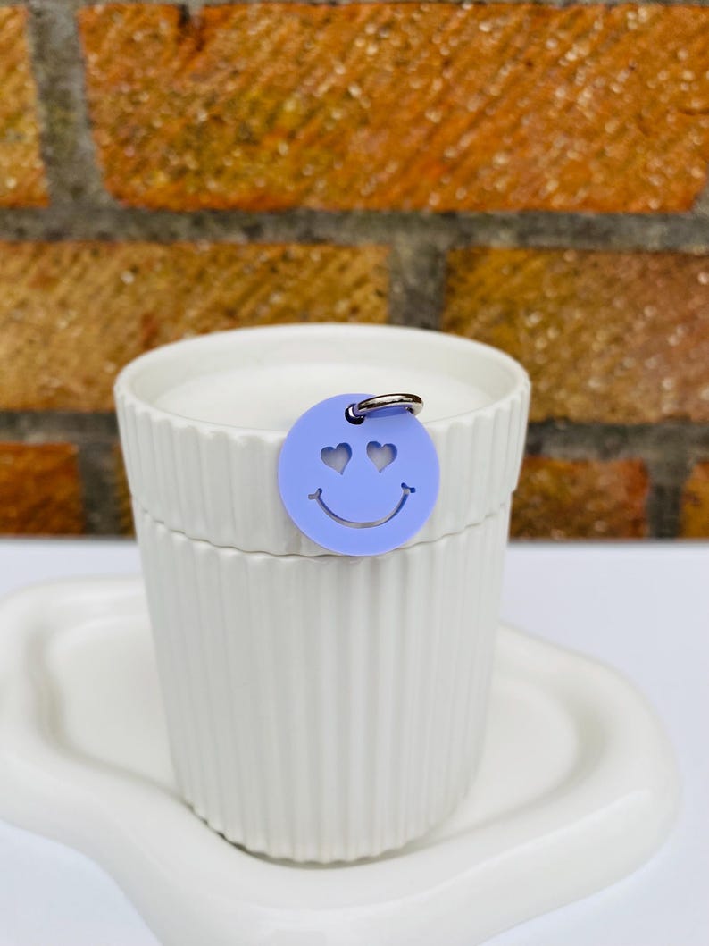 Pastel Acrylic Trolley Token Keyring: Happy Face Shopping Coin Pastel purple