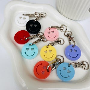 Pastel Acrylic Trolley Token Keyring: Happy Face Shopping Coin bild 11