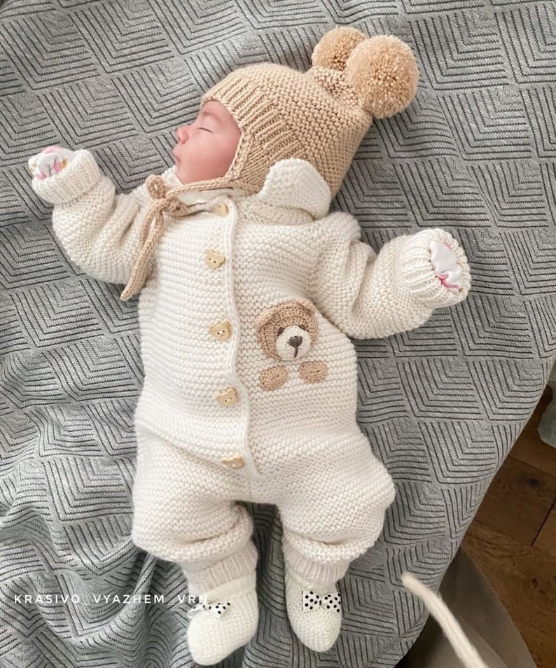 4 Piece Teddy Bear Newborn Suit and Set,baby gift,Newborn Baby Graduation Dress,Unisex Baby Clothes,newbornbaby gift,Homecoming HospitalGift image 1