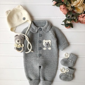 4 Piece Teddy Bear Newborn Suit and Set,baby gift,Newborn Baby Graduation Dress,Unisex Baby Clothes,newbornbaby gift,Homecoming HospitalGift image 2