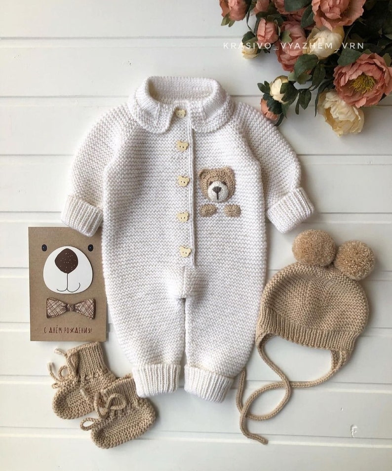 4 Piece Teddy Bear Newborn Suit and Set, Newborn Baby Graduation Dress, Unisex Baby Clothes, Baby Gifts, Homecoming Hospital Gift image 5