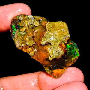 Natural Welo Fire Opal Rough Gemstone for Jewelry Making (40x25x14mm)