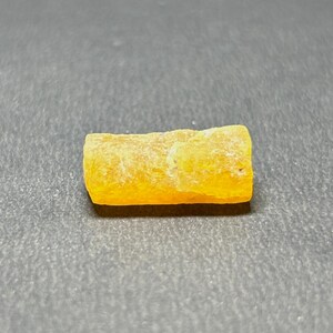 AAA Quality 100% Natural Yellowish Aquamarine Pencil Shape Rough| Rare Yellow Aquamarine Pencils| Loose Aquamarine Pencils Rough Available