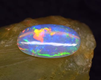 4.1 Carats Size Opal, Mexican Water Opal, Free Form Opal, Northern Lights Inside Opal, Genuine mexican fire opal, AAA Quality opal Cabochon