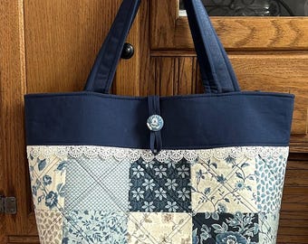 Charming Button Tote Bag Pattern