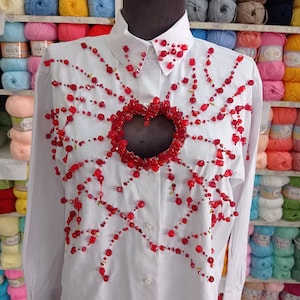 Missing Heart Shirt, Bead Embroidered Heart Low-cut White Crop, Heart Cut Out, Missing Heart Top, Christmas Top, Sabrina Carpenter Costume