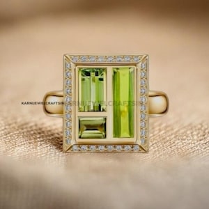 Baguette Peridot Yellow Gold Ring Vintage Green Gemstone Cluster Wedding Ring Dainty Birthstone Ring Anniversary Gift Women, Promise Ring