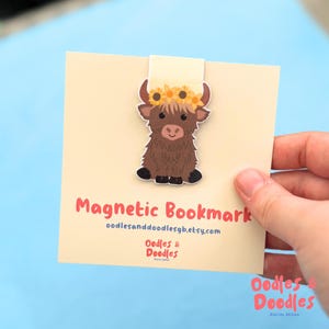 Highland Cow with Flower Crown Magnetic Bookmark | Cute Gift | Gift | Birthday | Page Marker | Fun Bookmark | Stocking Filler