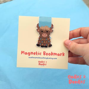 Highland Cow Magnetic Bookmark: Fairy Lights Page Marker