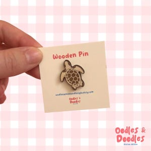 Turtle Wooden Pin Badge: Laser Engraved, Lightweight Accessory