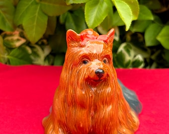 Beswick Yorkshire Terrier Hund liegend 1944 Glanz