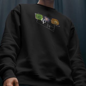 Fibonacci Spiral Long Sleeve unisex Shirt – Golden Ratio Nautilus Shell, Sacred Geometry Nature & Universe Design for Men