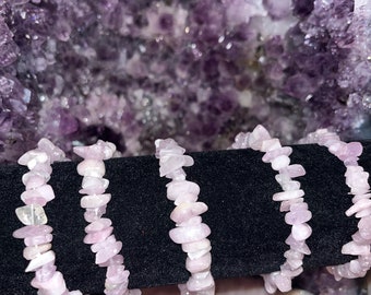 Stunning kunzite crystal chip bracelet
