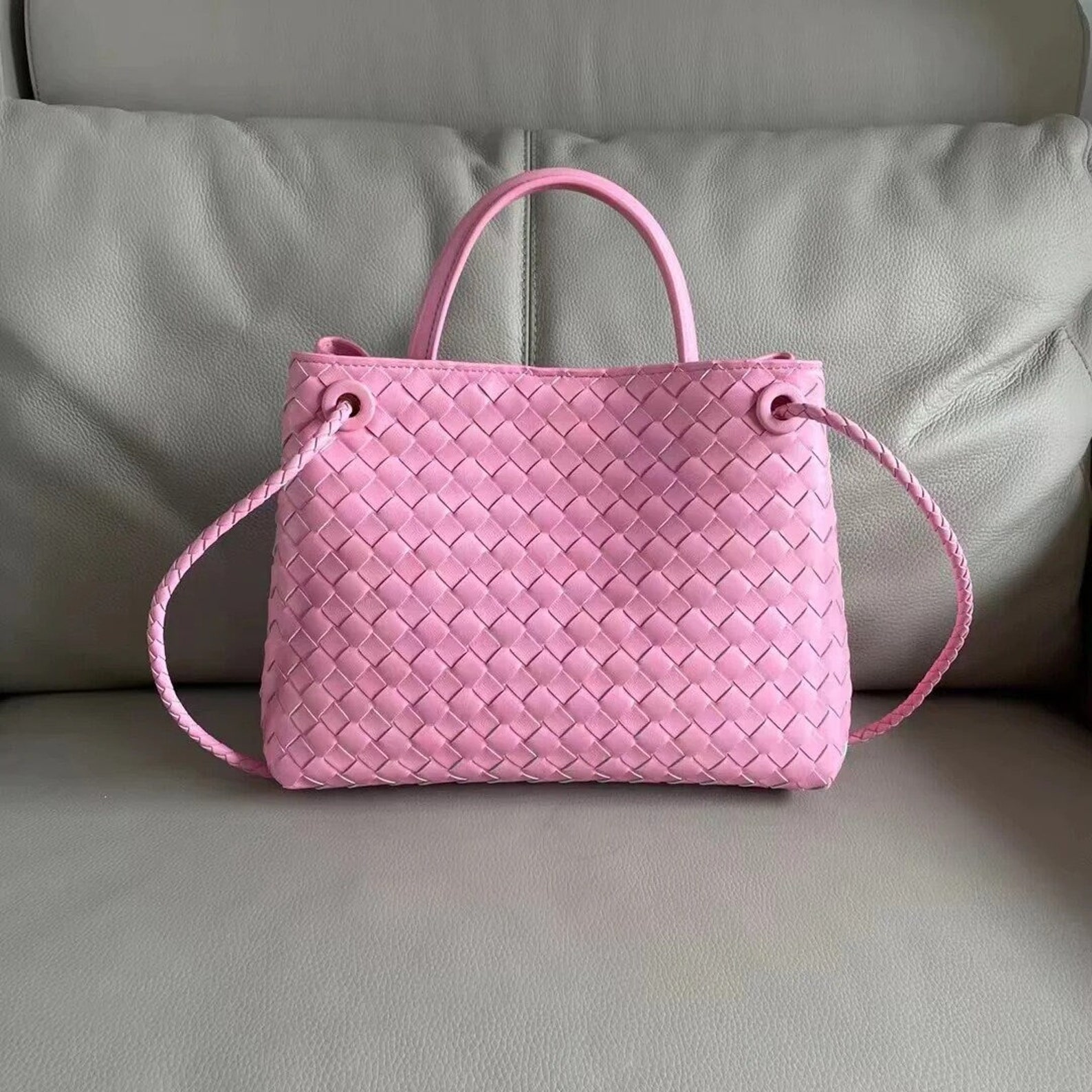 The Best Bottega Veneta Andiamo Bag Dupe From $50 - TheBestDupes