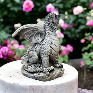 Sitting dragon statue Lucky dragon sculpture Guardian Asian dragon figure