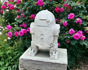 Standing robot statue Stone robot figure  Concrete robot sculpture Garden decoration