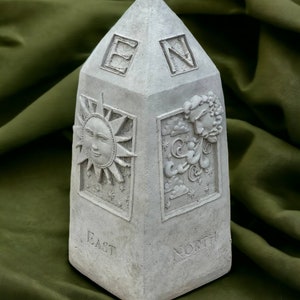 Concrete directional marker statue Detailed four seasons figure Outdoor garden figurine