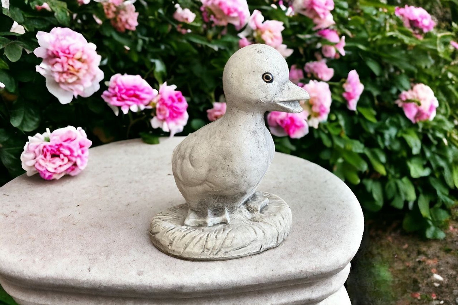 Rubber Duck on Base Statue Concrete Duck Figure Farm Outdoor Decoration ...