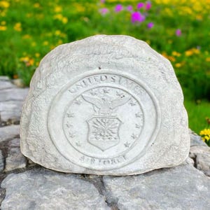 United States rock Airforce soldier sculpture Soldier grave rock Concrete memorial stone Backyard garden decoration