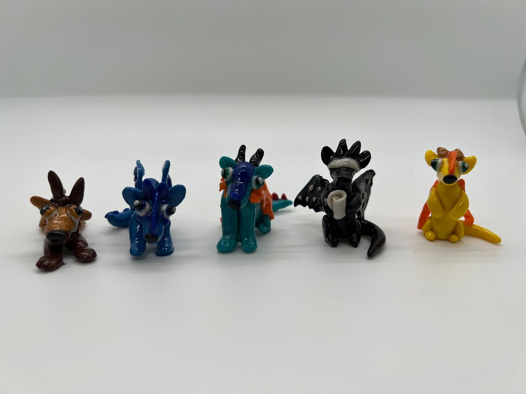 Wings of Fire of Destiny Figures