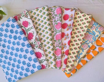 Custodia per laptop con stampa a blocchi trapuntati, custodia per MacBook, Toile de Jouy, regalo per insegnante, custodia estetica per laptop, ritorno a scuola