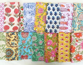 Verschiedene Servietten-Sets, 50er-Pack handbedruckte Servietten, Boho-Servietten, Mix-and-Match-Tischservietten aus Baumwolle, handgefertigt in Indien