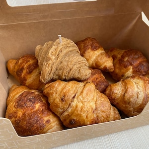 Croissant Candle Set – Realistic Bakery-Inspired Candles, Handmade Pastry Candle Duo, French Café Home Decor