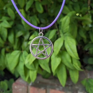 Pentacle Pentagram Necklace witchcraft wiccan gift