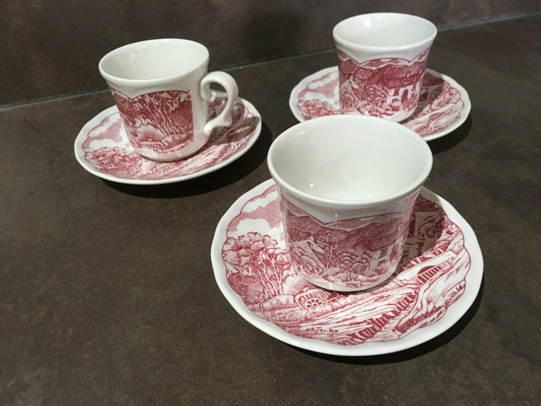 Vintage Italian Coffee Cups N.F NUOVA FONTEBASSO White With Red