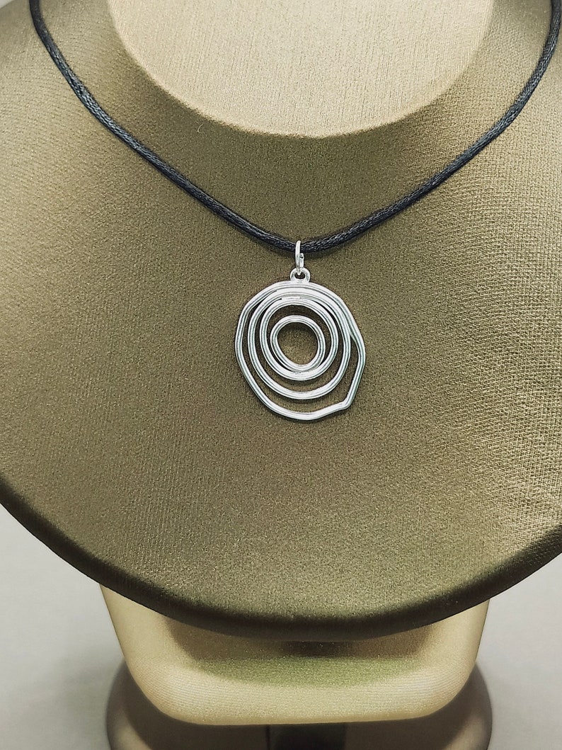 Swirl Charm Necklace, Y2K Necklace, Evil Eye Necklace, Oval Necklace