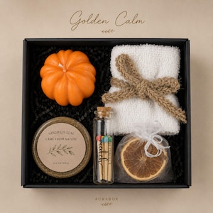 Thanksgiving gift box for women, fall spa gift basket, cozy autumn self care package, pumpkin candle gift set, hostess gift for Thanksgiving dinner, hygge gift box, seasonal relaxation basket, honey soap gift, sunflower crochet decor, cozy socks gift, comfort care package, autumn birthday gift, gift for mom, gift for sister, thinking of you gift, luxury fall gift basket, ready to gift, next day shipping