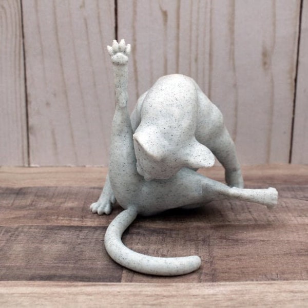 Funny Cat Figurine Cat Sculpture Cat Statue Gift for Cat Lovers Kitty Lovers Funny Cat Butt Crazy Cat Lady Gift Silly Kitty Figurine Gag Gif